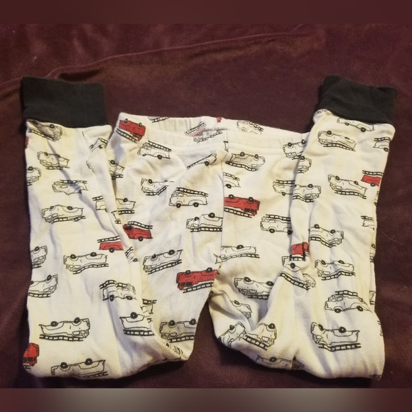 Carter's | Pajama Sets (2) | 3T | Fire Trucks| Girls | Boys | Unisex | Toddler - Picture 8 of 10